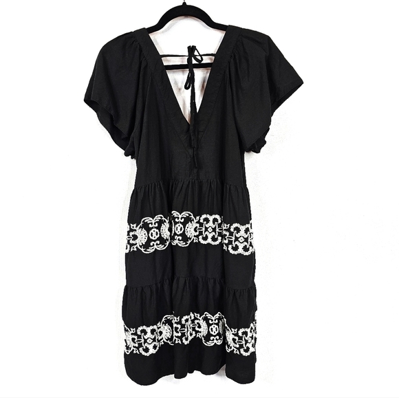 Old Navy Embroidered Boho Sundress - Picture 4 of 10